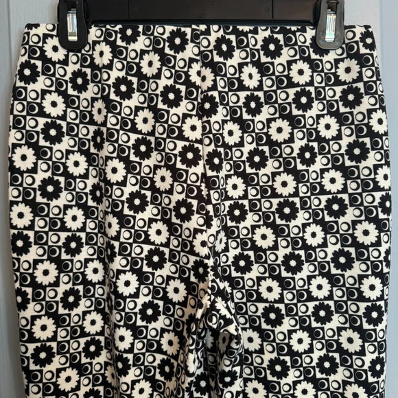 Altar'd State Flare Pants Size  Large Groovy Funky Mod Black White Hippie Retro - Picture 5 of 14
